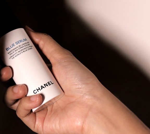 Chanel Blue Serum Review – Putting Chanel’s Blue Serum To The Test
